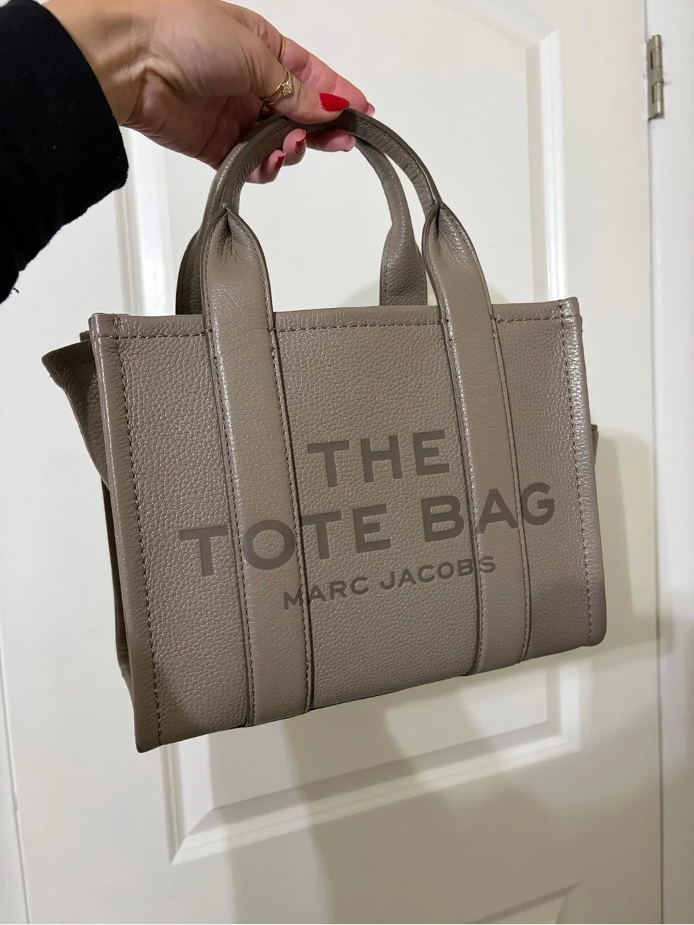 Marc Jacobs Small The Tote Bag in Cement - Picture 1 of 6